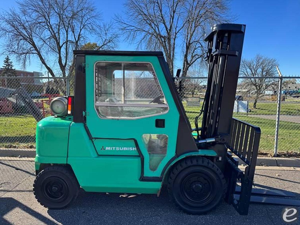 Used 2009 Mitsubishi FG40K