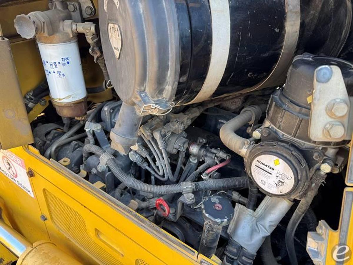 Used 2014 Komatsu D61PX-23