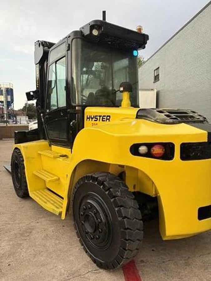 Refurbished 2017 Hyster H210HD2