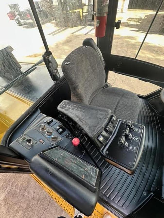 Refurbished Reconditioned: 2011 Yale GDP360