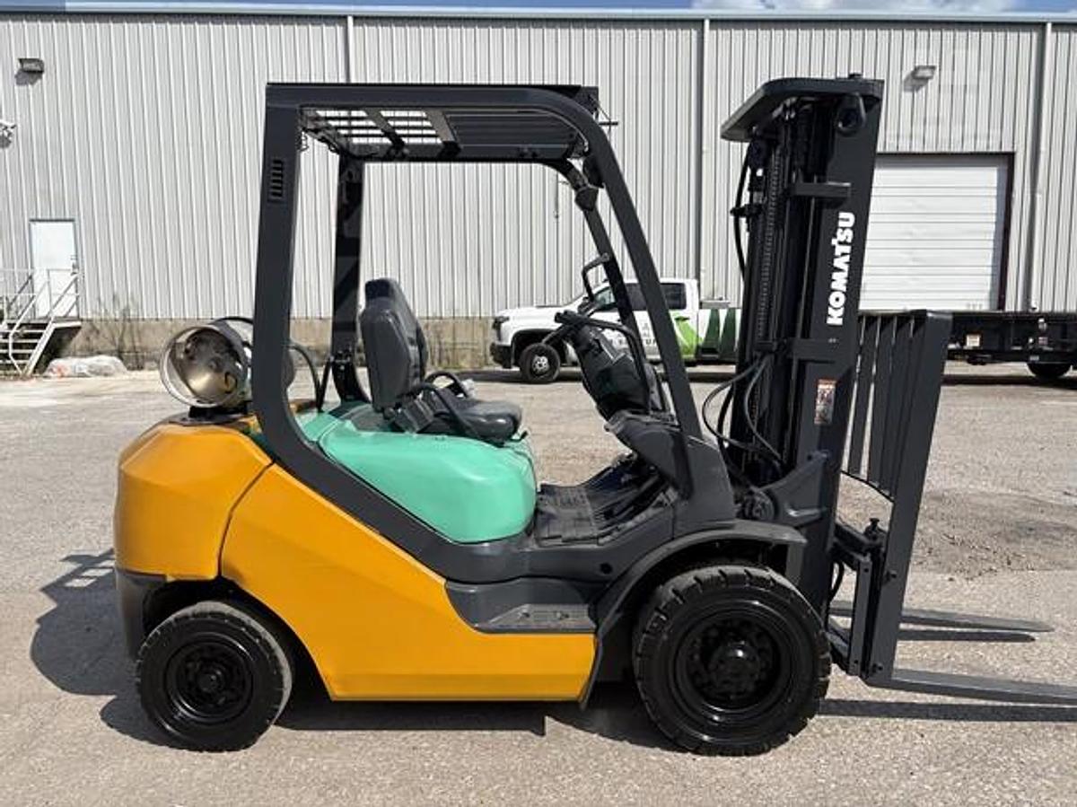 Refurbished 2013 Komatsu FG25T-16