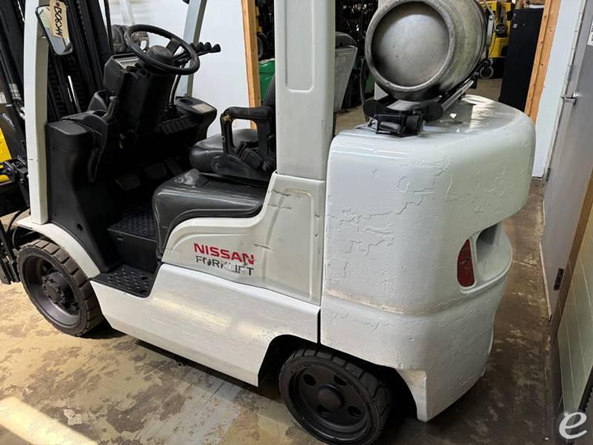 Used 2017 Nissan CF60