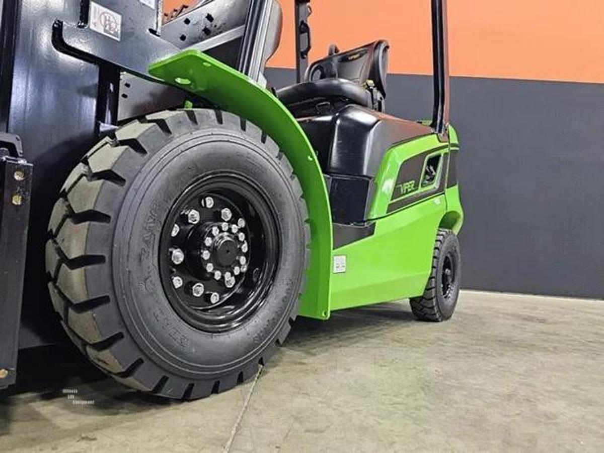 2024 Viper FD25 Diesel Forklift