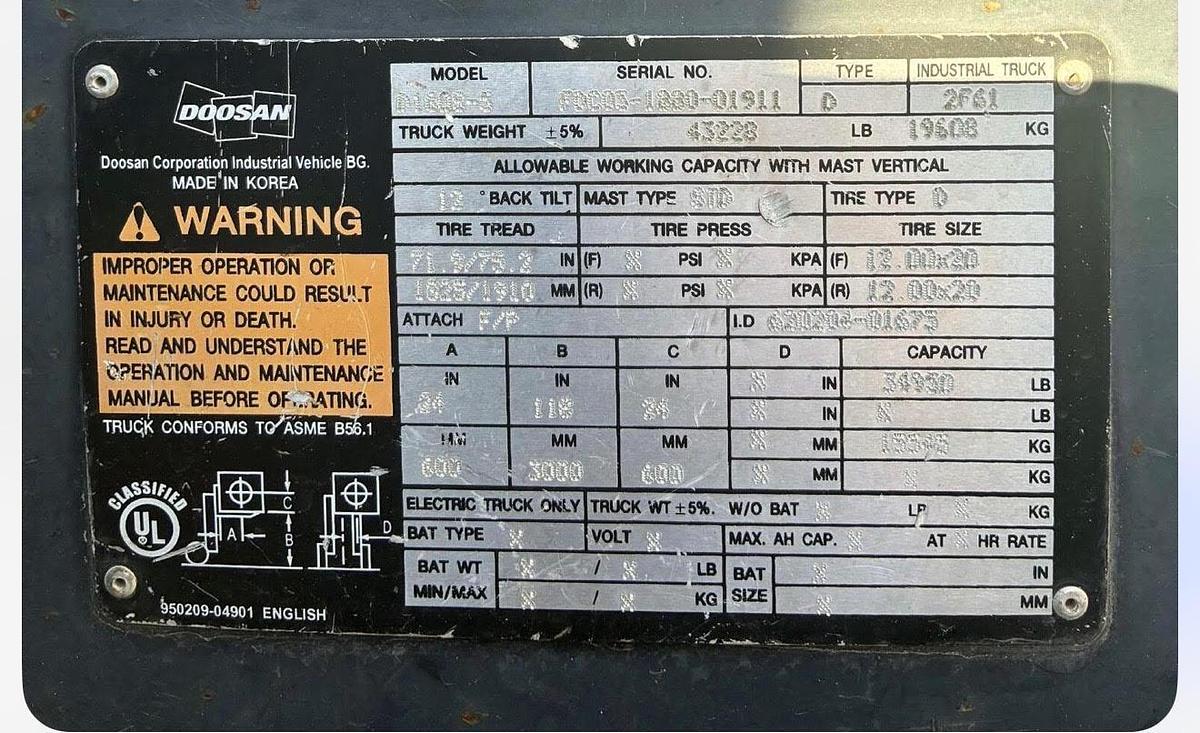 Used 2014 DOOSAN D70S-5 - 15,500 Lbs. CAPACITY