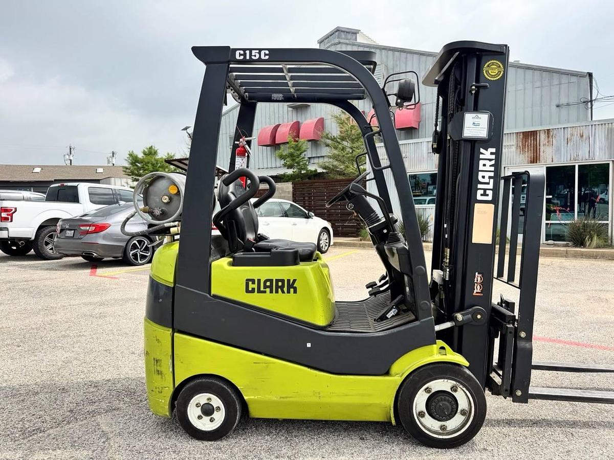 Used 2015 Clark C25CL - 3400 HOURS!