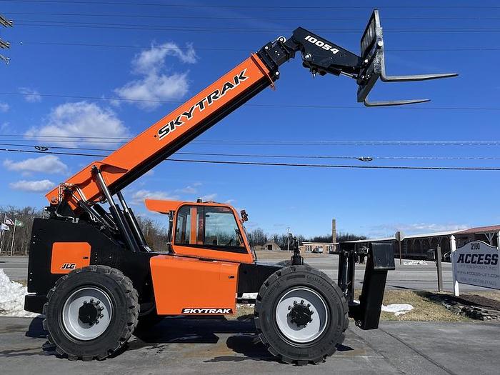 Used 2024 Skytrak 10054