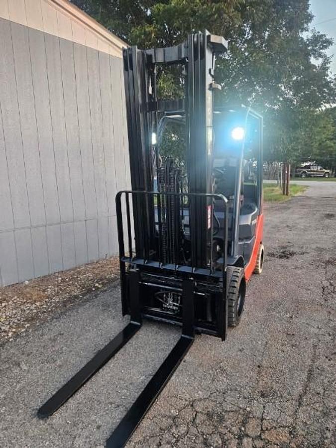 Refurbished 2010 Toyota 8FGCU25
