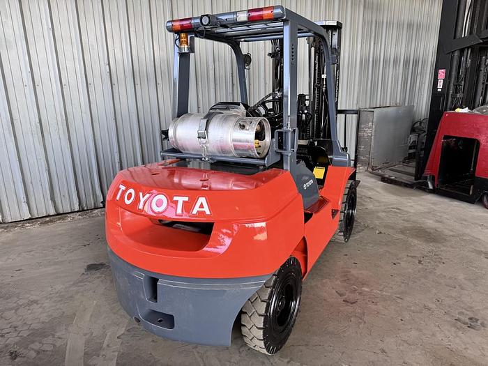 Used Recon'd: 2006 Toyota 7FGU35