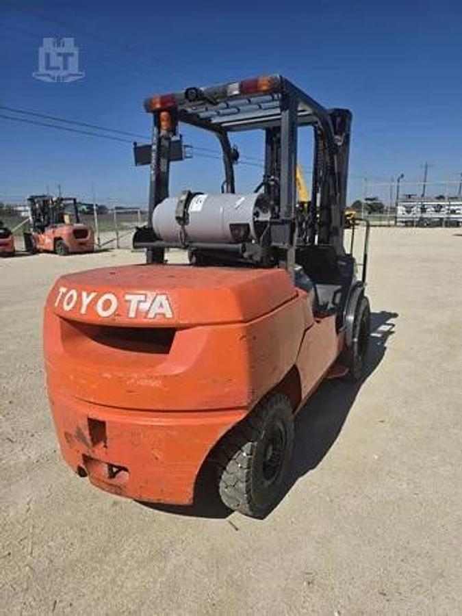 Used 2013 Toyota 7FGAU55