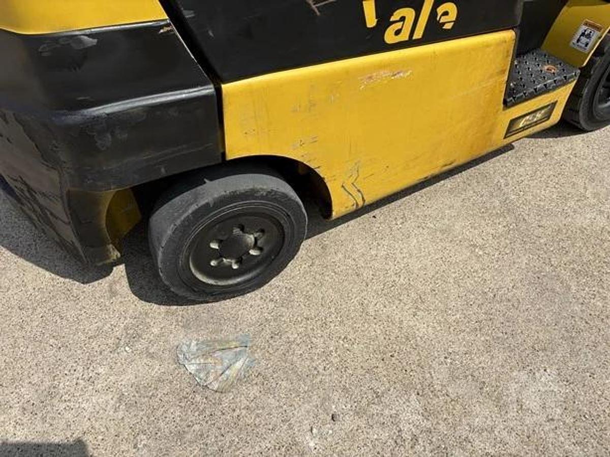 Refurbished 2000 YALE GLC050TG