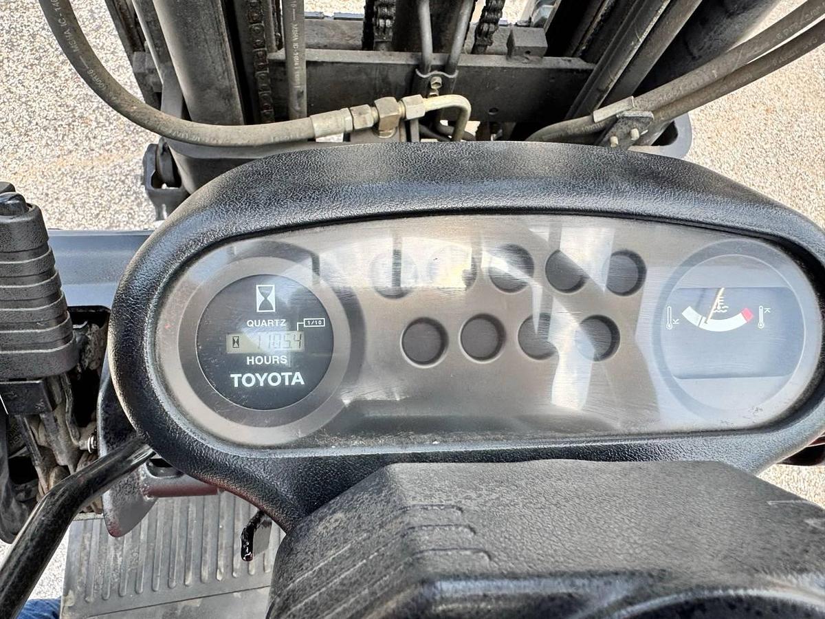 Used 3,000 lb. Toyota 42-6FGCU15 - 1105 HOURS!!!