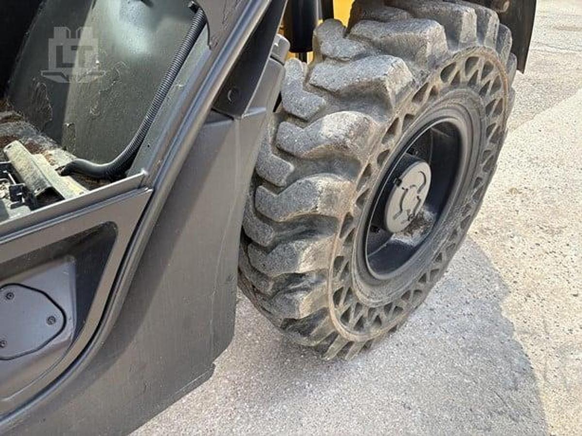 Used 2015 JCB 509-42