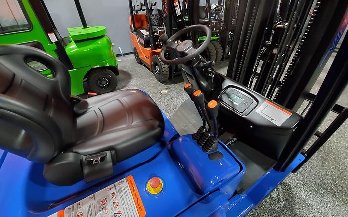 2023 Viper FB15 Electric Forklift