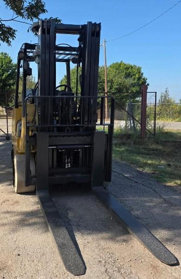 Refurbished WOW! 2007 CAT/MITSUBISHI FGC55K - 12K LBS.