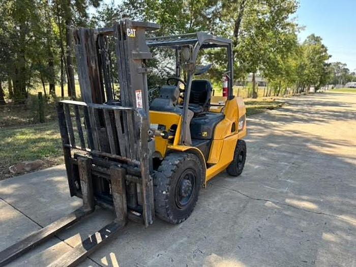 Used 2017 CAT DP40N1