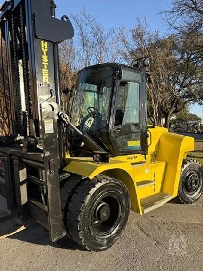 Used RECONDITIONED: 2017 HYSTER H330HD