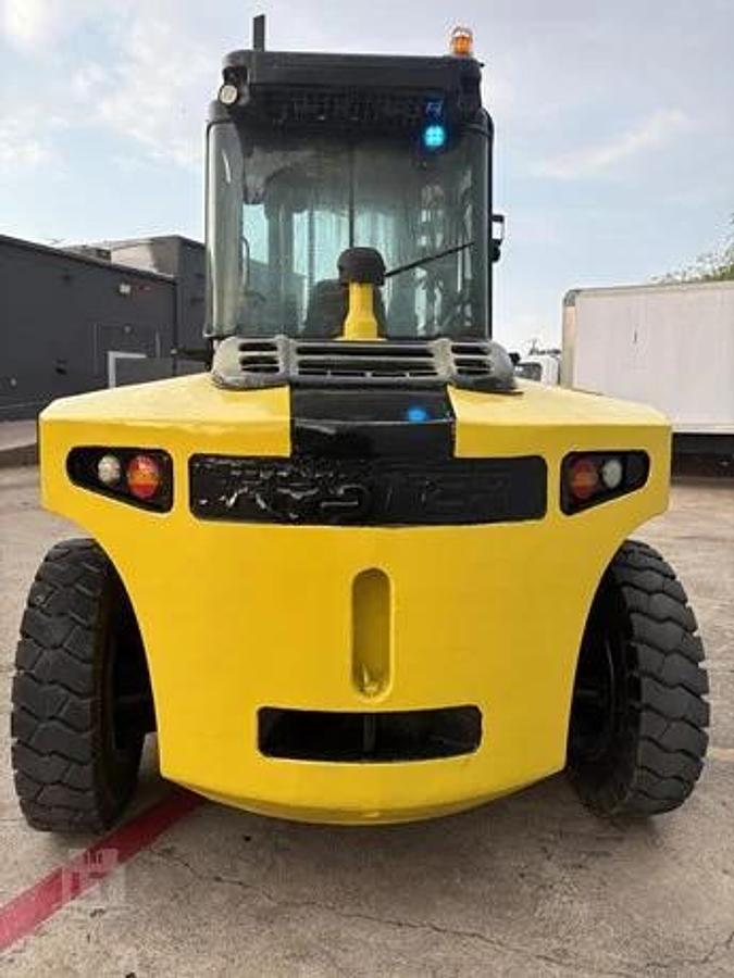 Refurbished 2017 Hyster H210HD2