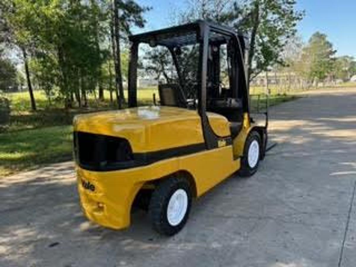 Refurbished 2013 Yale GDP110VX