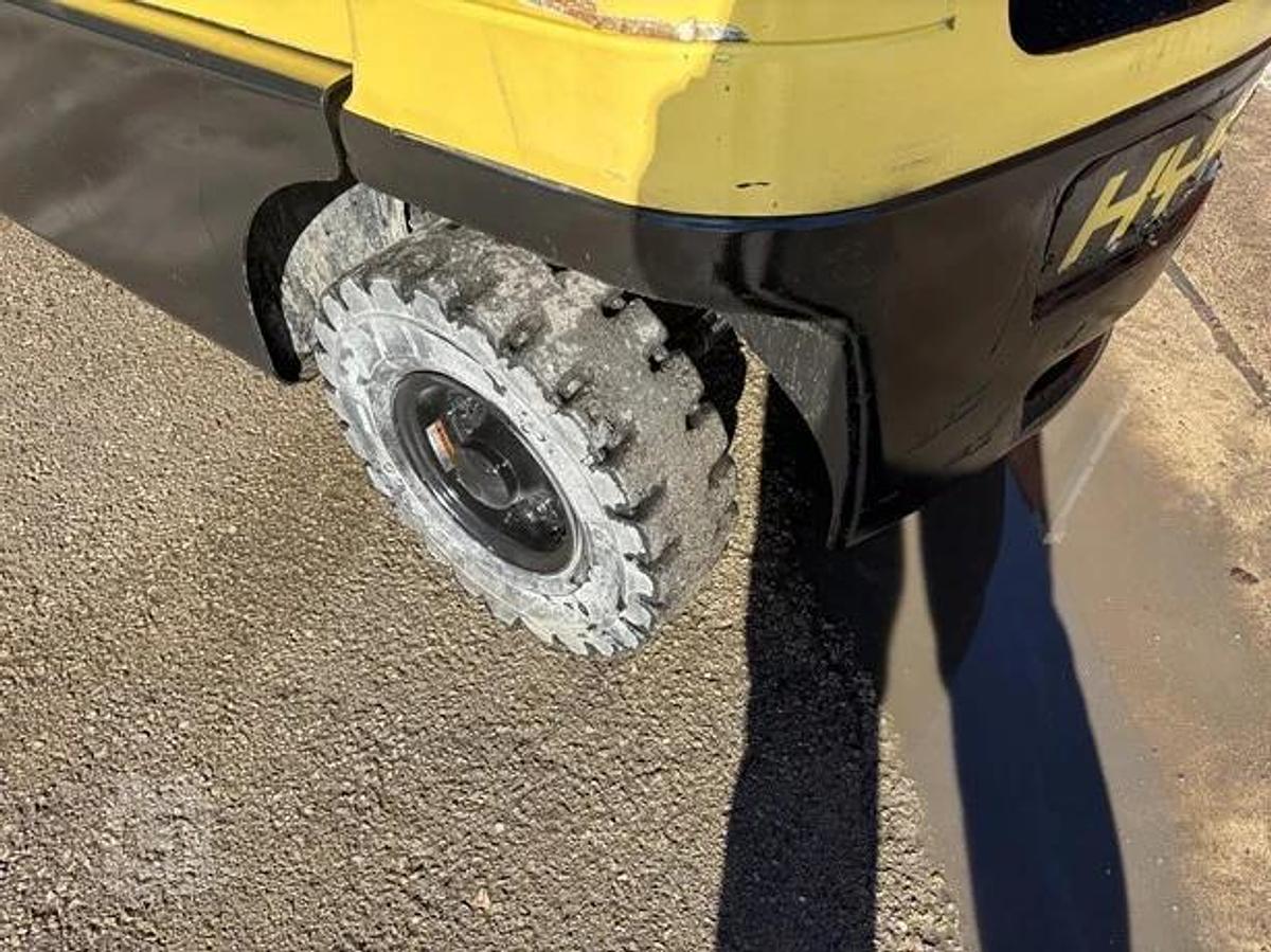 Used PRICE REDUCED! 2022 Hyster H50XT - 2 AVAILABLE!