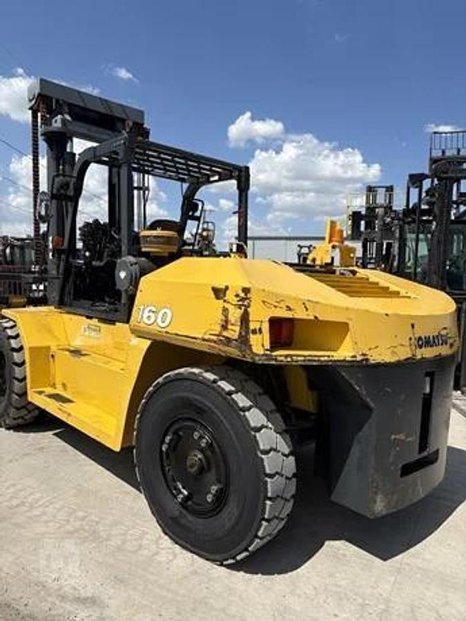 Used 2017 Komatsu FD160E-8