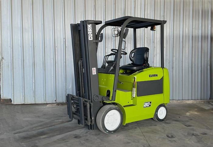 Used 2016 Clark ECX25