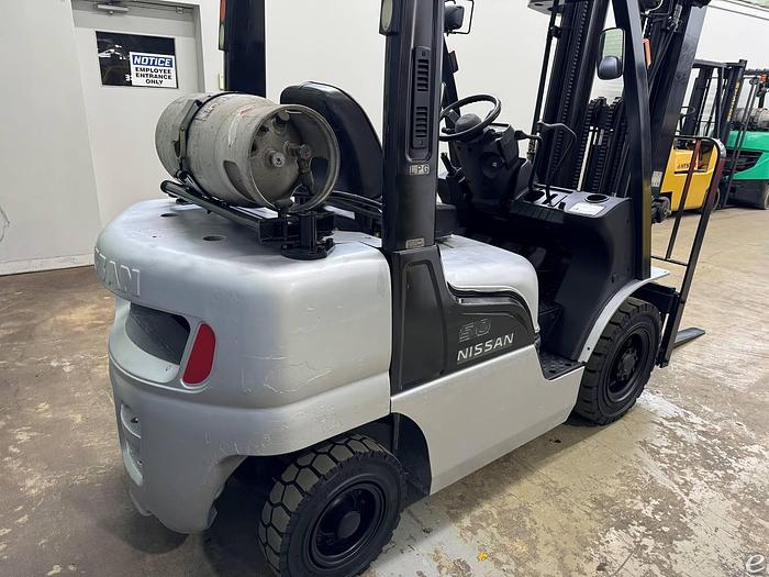 Used 2007 Nissan PF50