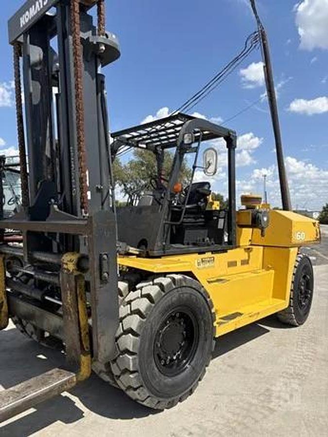 Used 2017 Komatsu FD160E-8