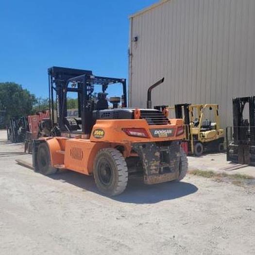 Used 2017 Doosan D160S-7