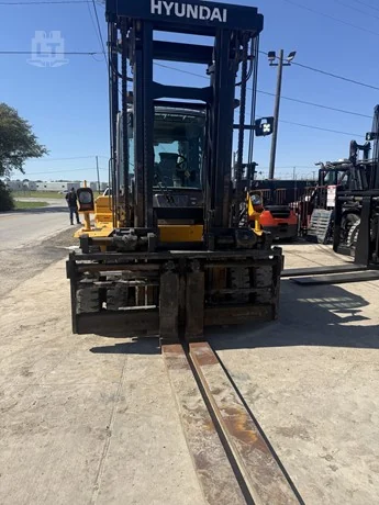 Refurbished 2019 Hyundai 130D-9