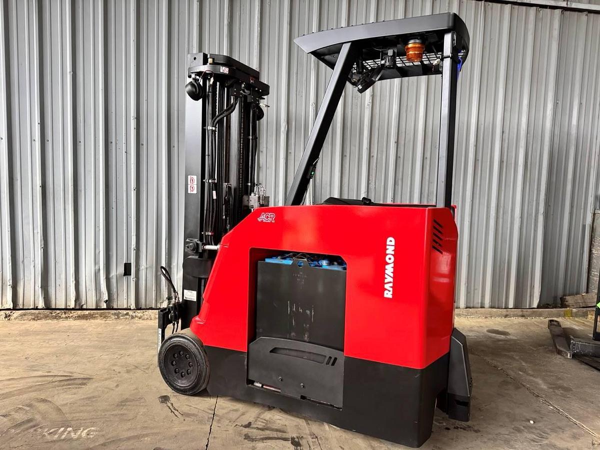 Used 2019 Raymond 425-C50TT - 42" FORKS