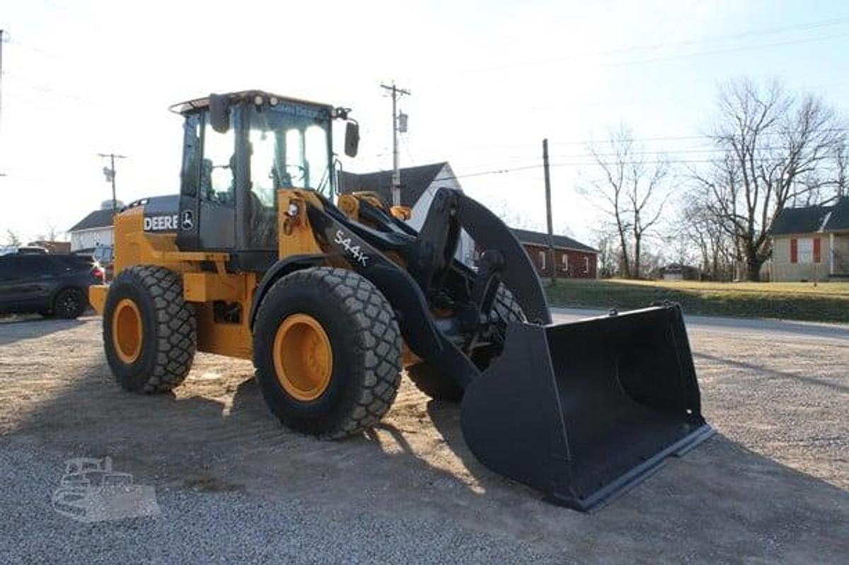 Used 2012 DEERE 544K