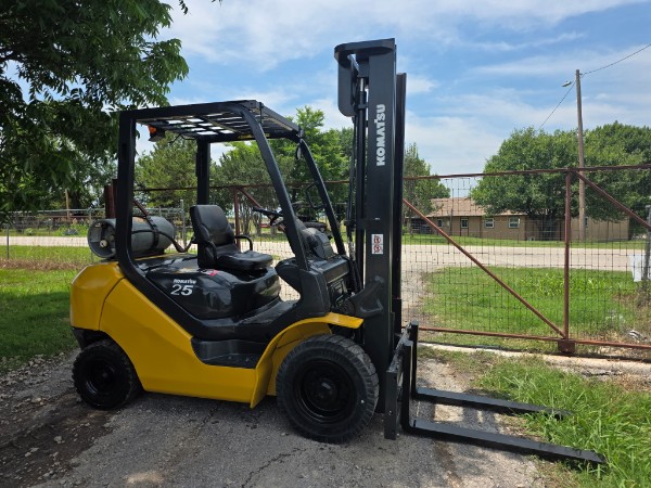 Refurbished 2020 Komatsu FG25T-16