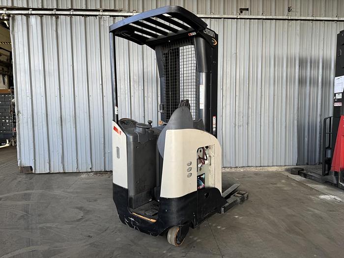 Used 2014 Crown RR5725-45