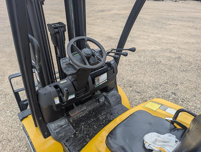 Refurbished Reconditioned! 2015 Yale 6,000 Lbs. LPG Forklift