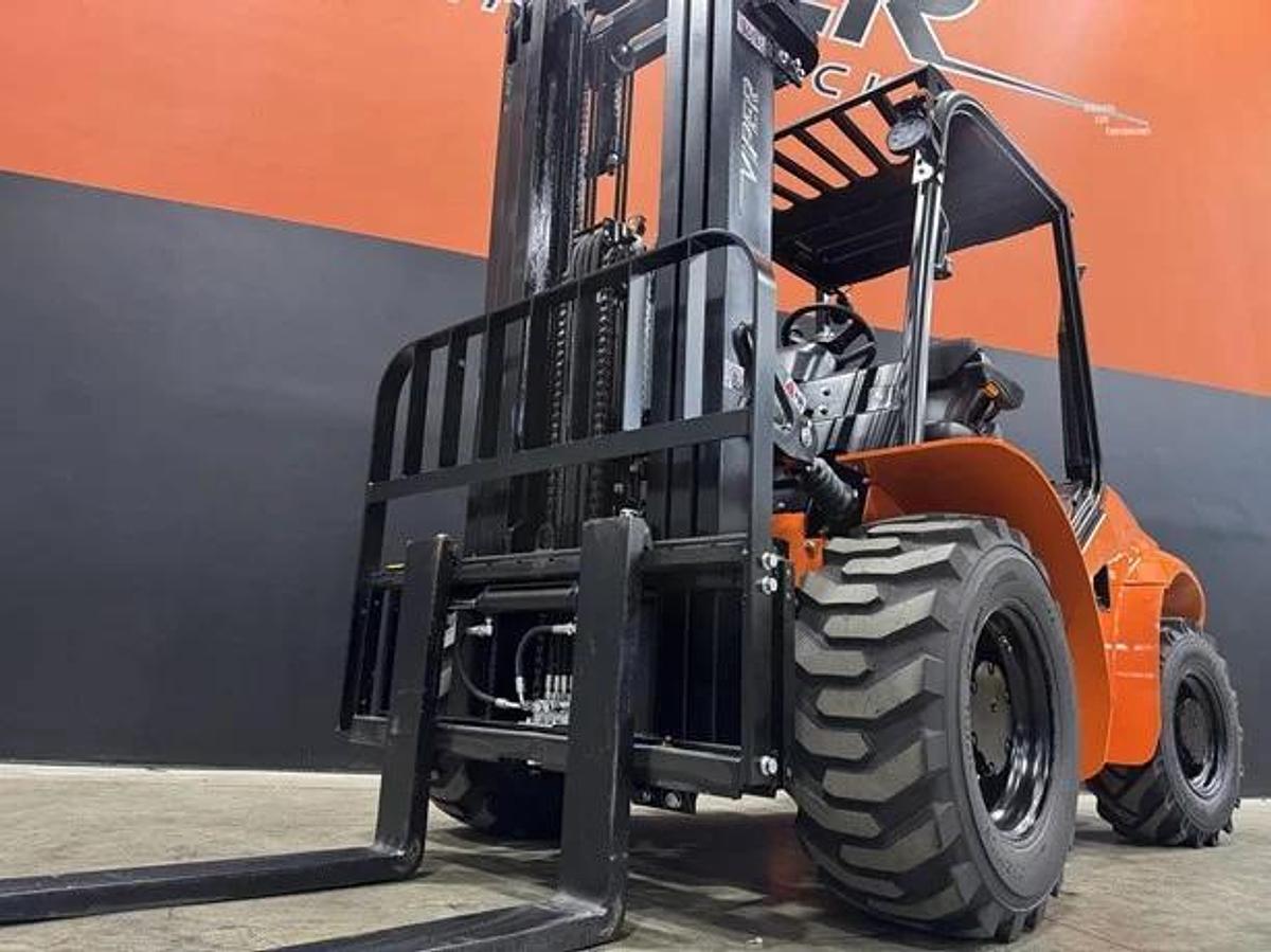 2026 Viper RTD30 Rough Terrain Forklift w CAB!