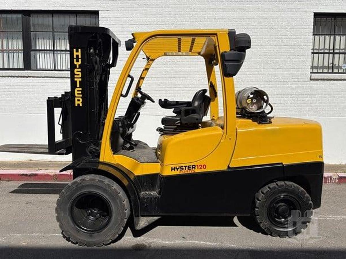 Used 2015 Hyster H120FT