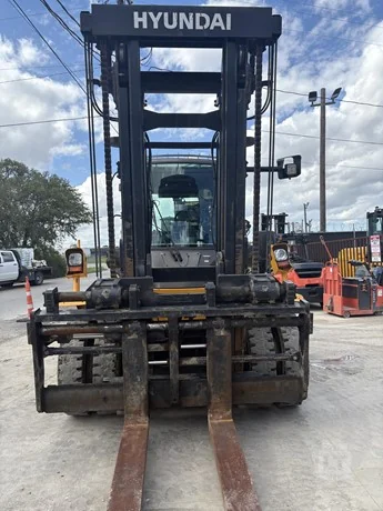 Refurbished 2019 Hyundai 130D-9