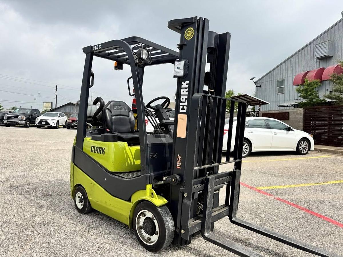 Used 2015 Clark C25CL - 3400 HOURS!