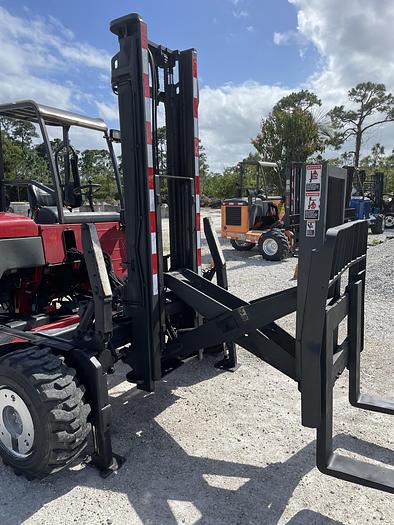 Used 2012 Moffett M 55.4P Piggyback