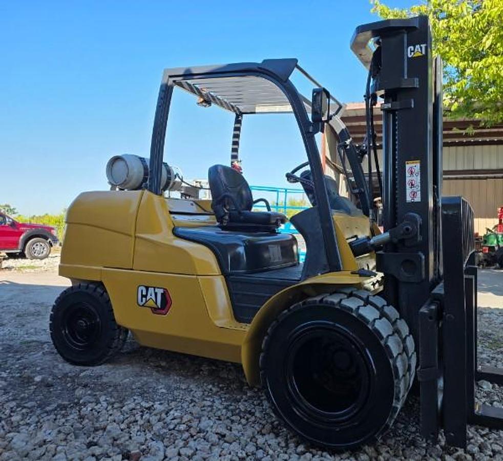 Refurbished 2012 CAT P12000