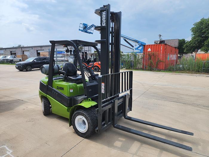 Used 2015 Clark C30L
