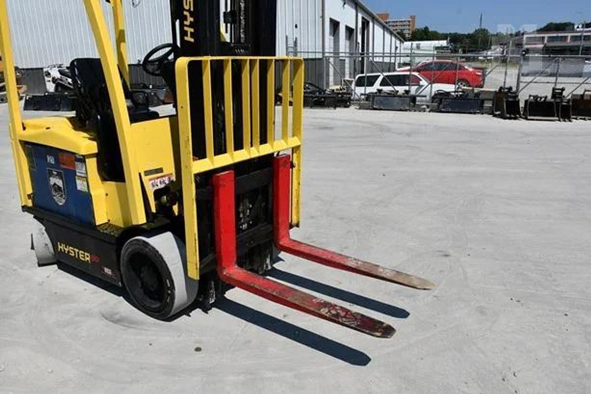 2023 Hyster E60XN