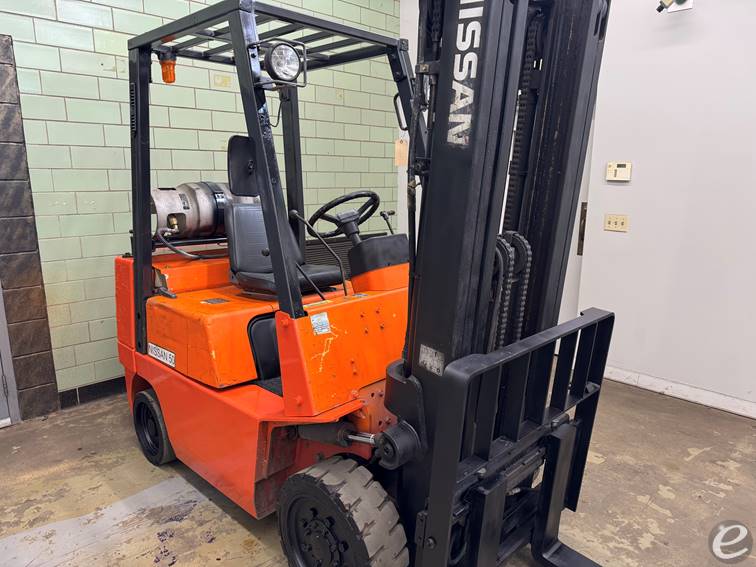 Used 2003 NISSAN C5000