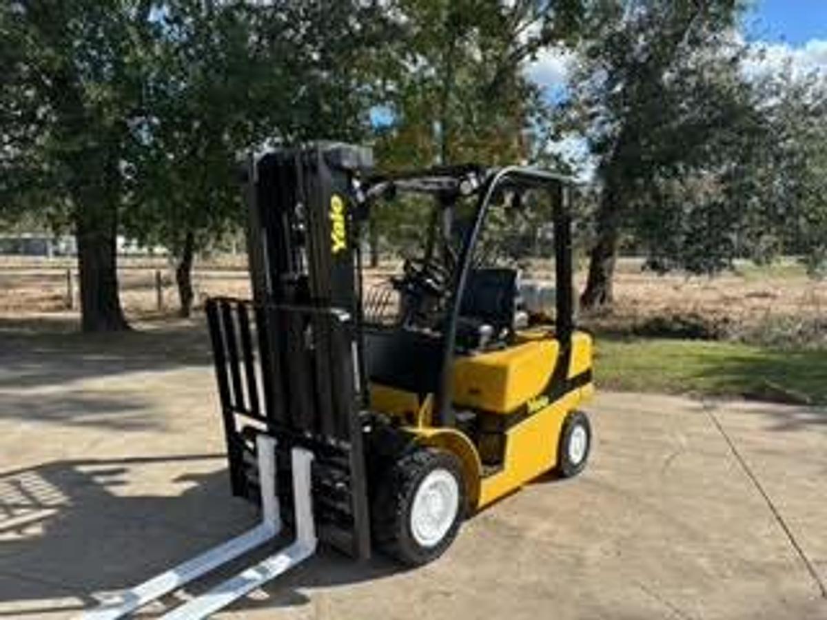 Refurbished 2015 Yale GLP050VX