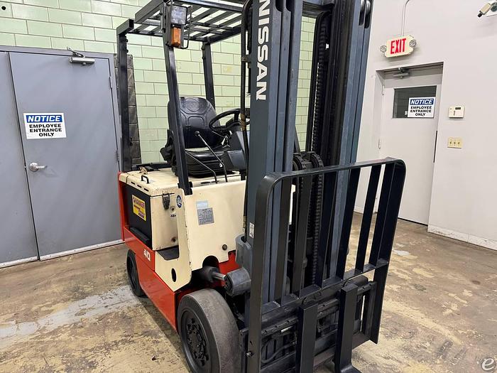 Used 2002 Nissan E4000