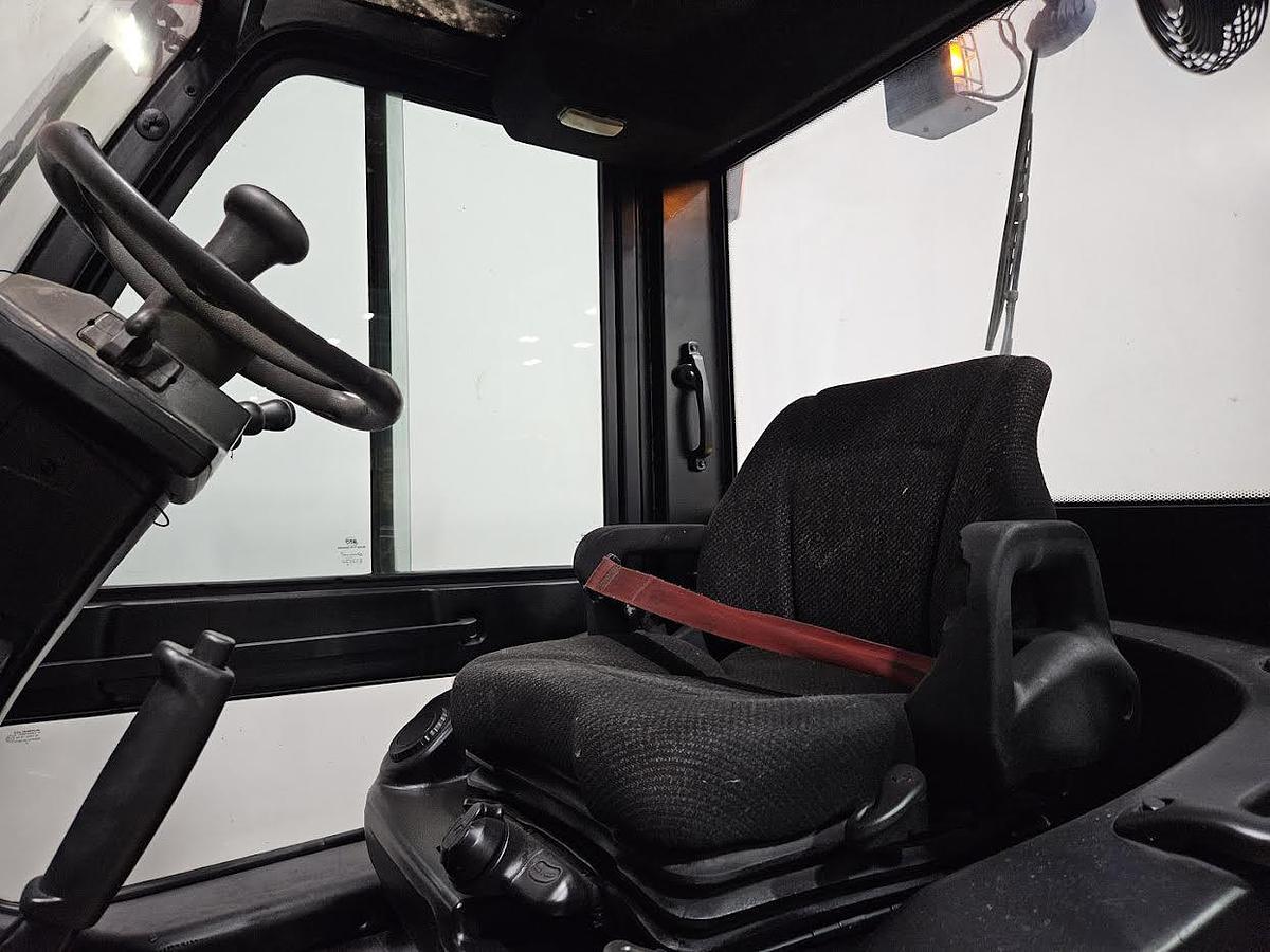 Refurbished 2021 Yale GDP155VX