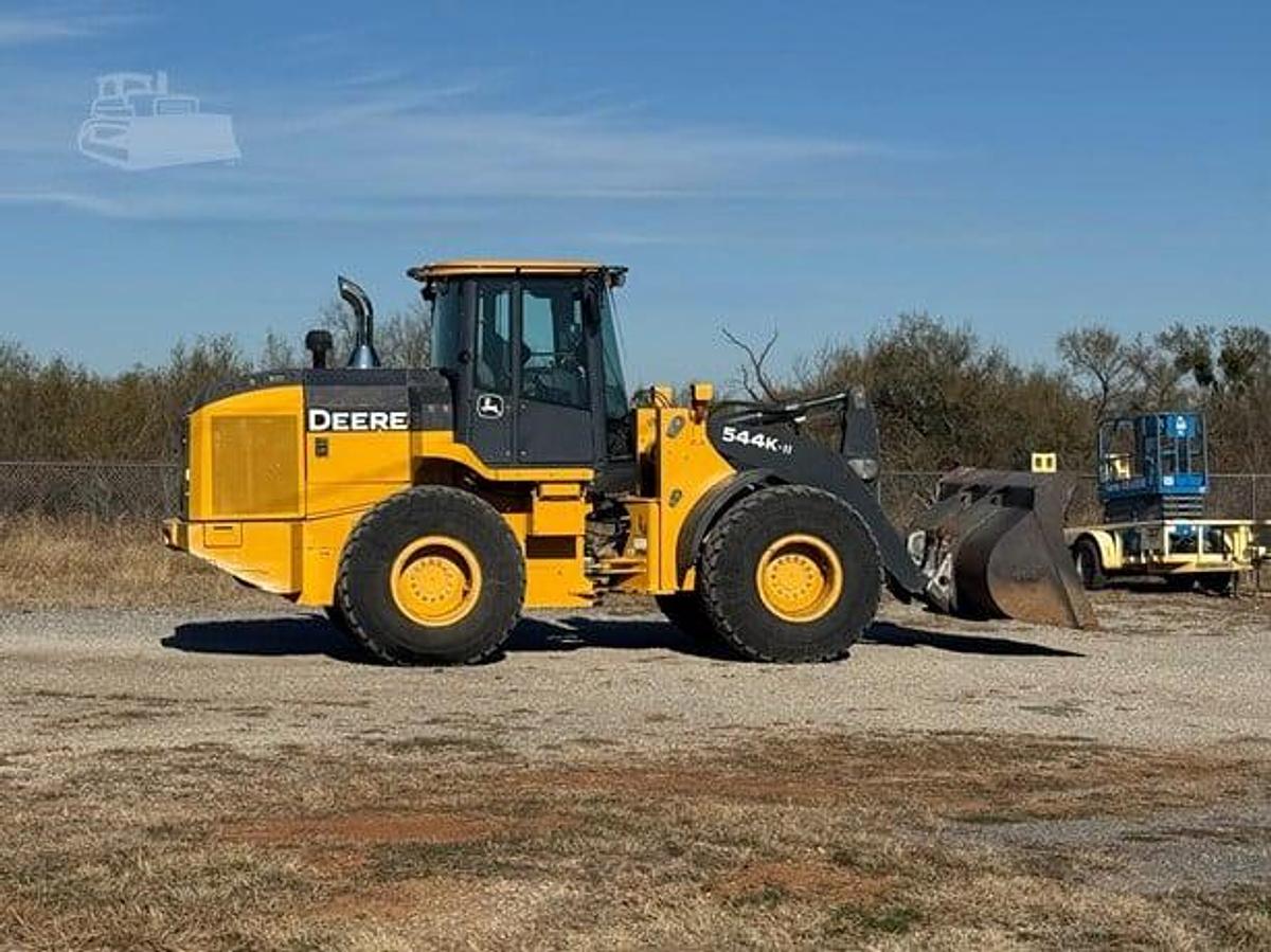 Used 2018 DEERE 544KII