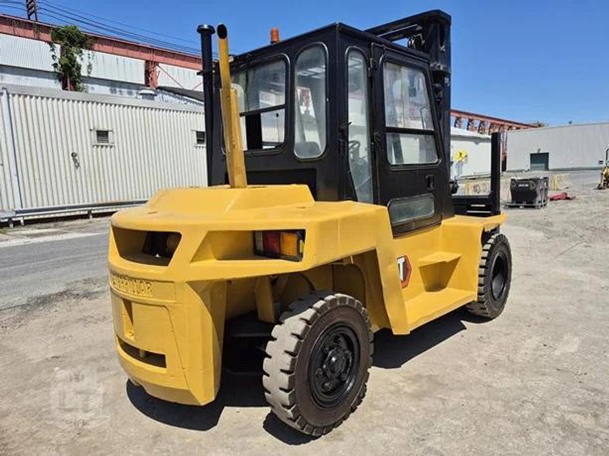 Used 1999 CAT DP70 = 15,500 Lbs. Capacity