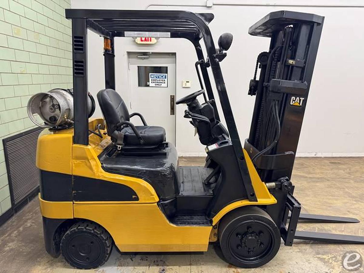 Used 2005 CAT C5000