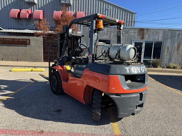 Used 2003 Toyota 7FG35